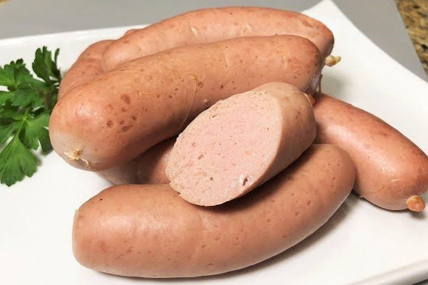 Сардельки молочні